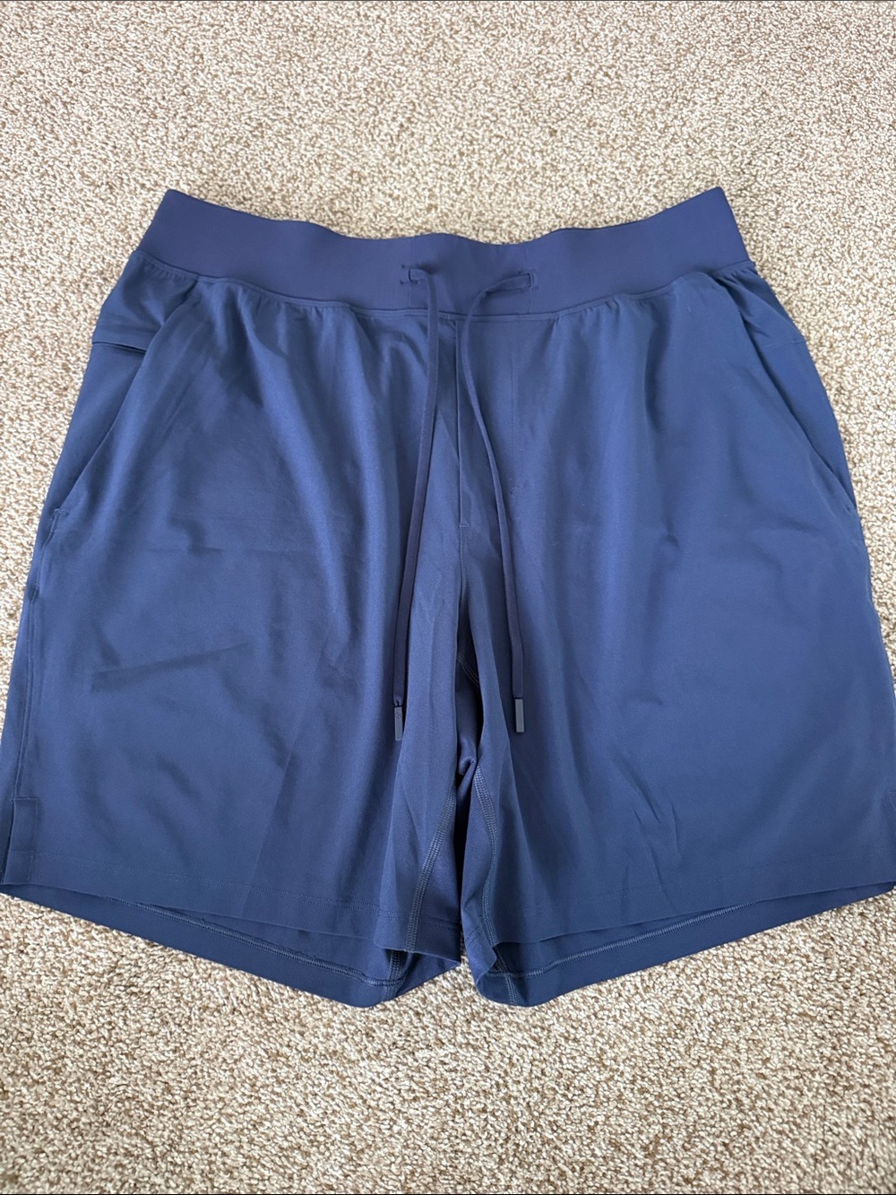 Mens Lululemon Zeroed In 7” Workout Shorts(Large)